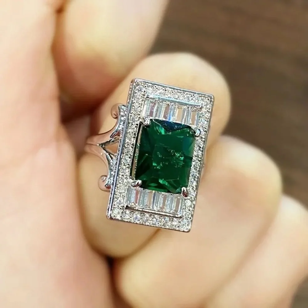 New Women’s 925 Silver Beautiful Emerald Ring - Picture 6 of 6